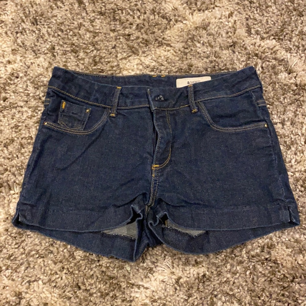 H&M Dark Wash Denim Shorts High Mid Rise Stretch Jean Shorts Size 25